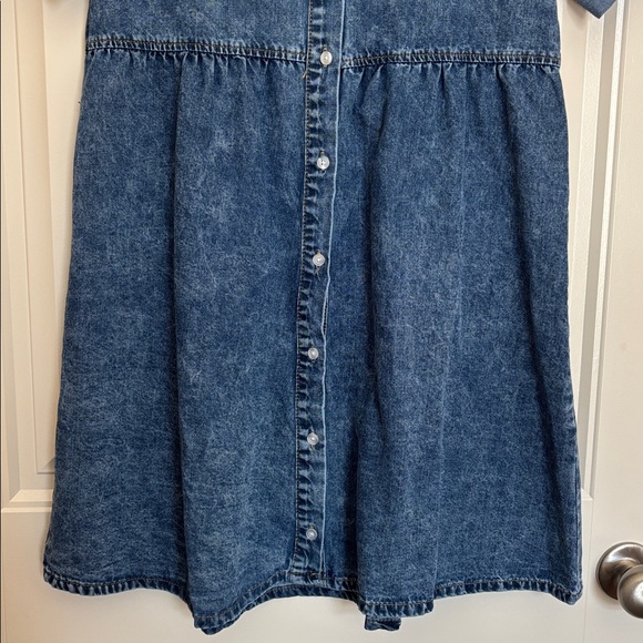 Denim Button-Front Dress - Picture 3 of 5